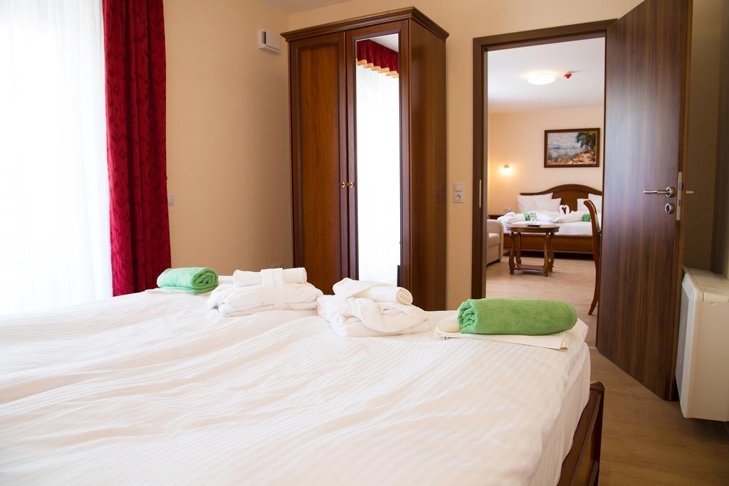 Luxury Hotel シオーフォク 部屋 写真